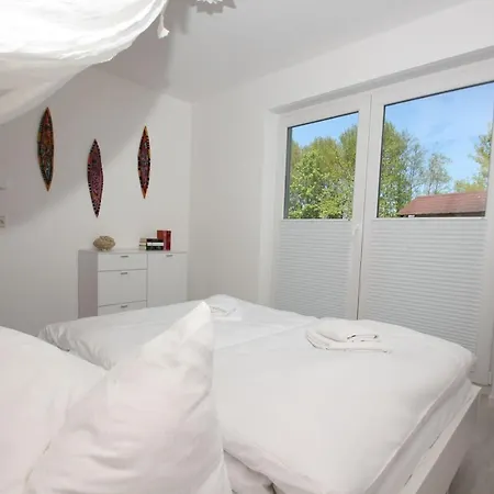 Dom wakacyjny Villa Playa Mit Sauna- Und Schwimmbadnutzung Im Ahoi Sellin Goehren (Ruegen)