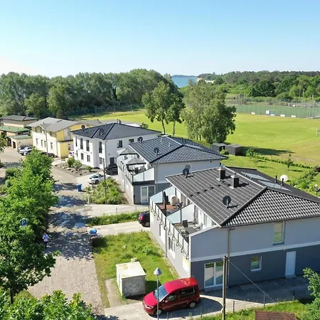 Strandnahes Haus, Balkon, Gratis Nutzung Vom Ahoi Erlebnisbad Und Sauna In Sellin- Playa * Goehren (Ruegen)