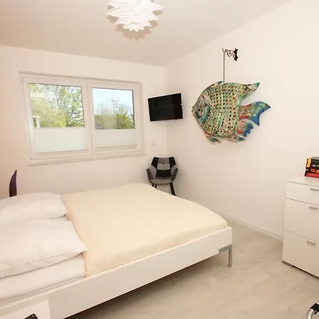 Strandnahes Haus, Balkon, Gratis Nutzung Vom Ahoi Erlebnisbad Und Sauna In Sellin- Playa Casa de Férias *