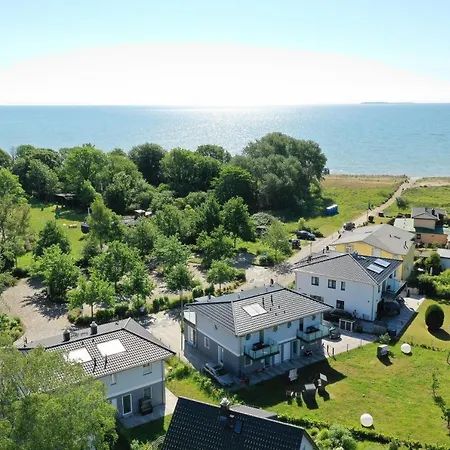 Strandnahes Haus, Balkon, Gratis Nutzung Vom Ahoi Erlebnisbad Und Sauna In Sellin- Playa Casa de Férias